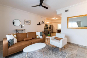 Luxury 2BD 2BTH Condo 5